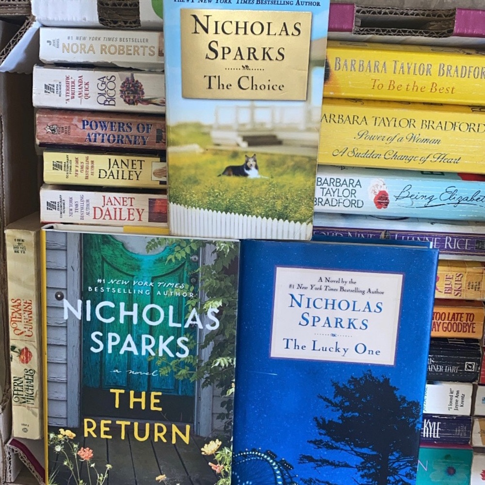 Nicholas Sparks Book Bundle The Return The Lucky One The Choice Romance Novels